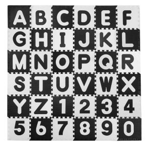 Pěnová podložka pro děti - abeceda | černobílá