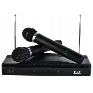 Karaoke set + 2 mikrofony je ideální pro všechny druhy speciálních událostí, jako jsou svatby, setkání s přáteli, domácí oslavy atd.