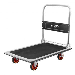 Plošinový transportní vozík je pevný čtyřkolový vozík o nosnosti 300 kg umožňuje efektivní přepravu těžkých předmětů.