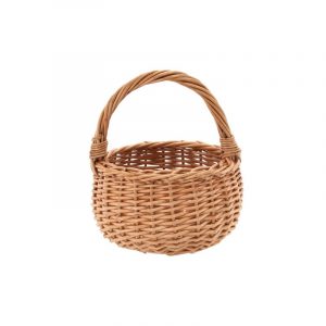 Proutěný kulatý košík s rukojetí a průměrem 15 cm jistě využijete během Velikonoc. Může posloužit například jako ozdoba nebo součást jarní výzdoby.